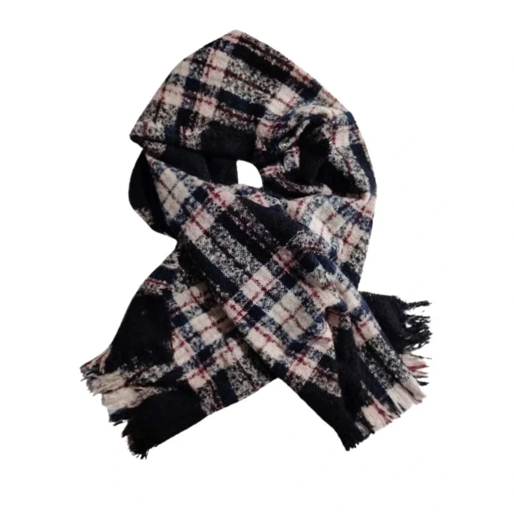 Francescas Plaid Scarf Boucle Black Red White Blue Fringe One Size Polyester‎